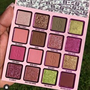 HOST PICK🌟 You’re So Money Baby Eyeshadow Palette